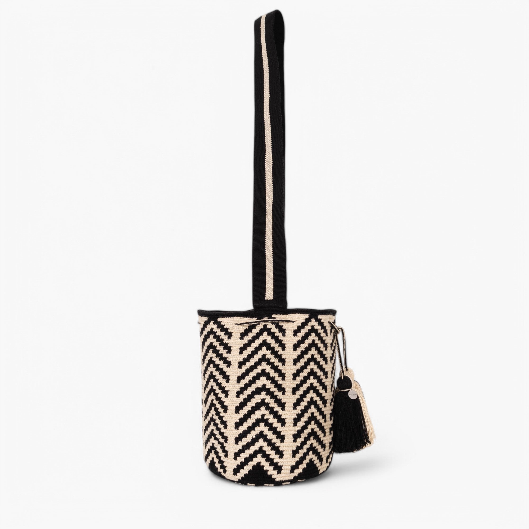 Geometric crossbody bag L | Black