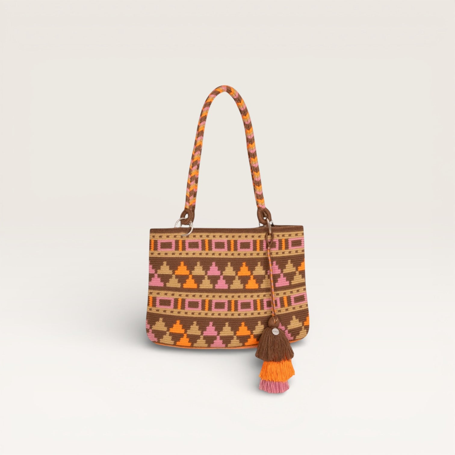 Geometric oval shoulder bag | Basil