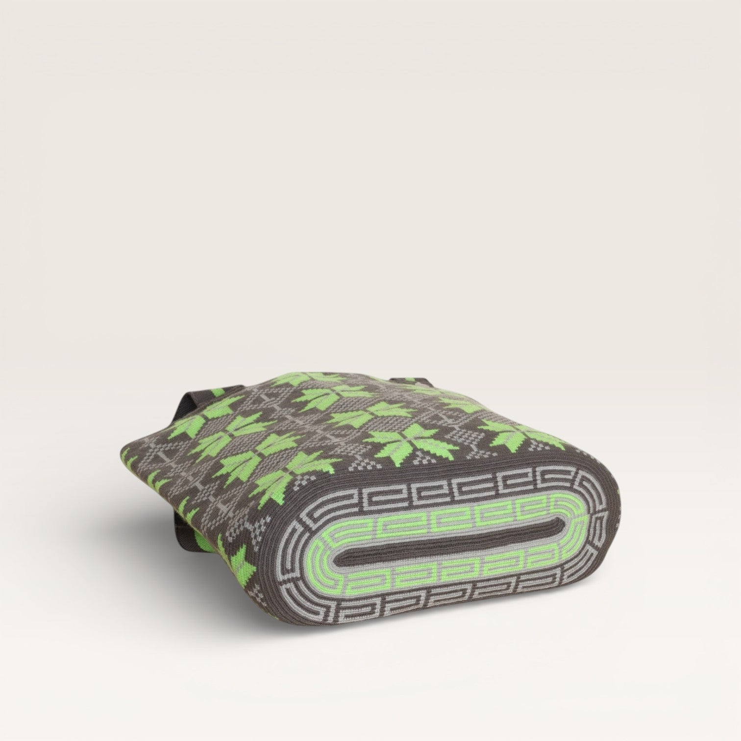 Geometric oval tote | Lime