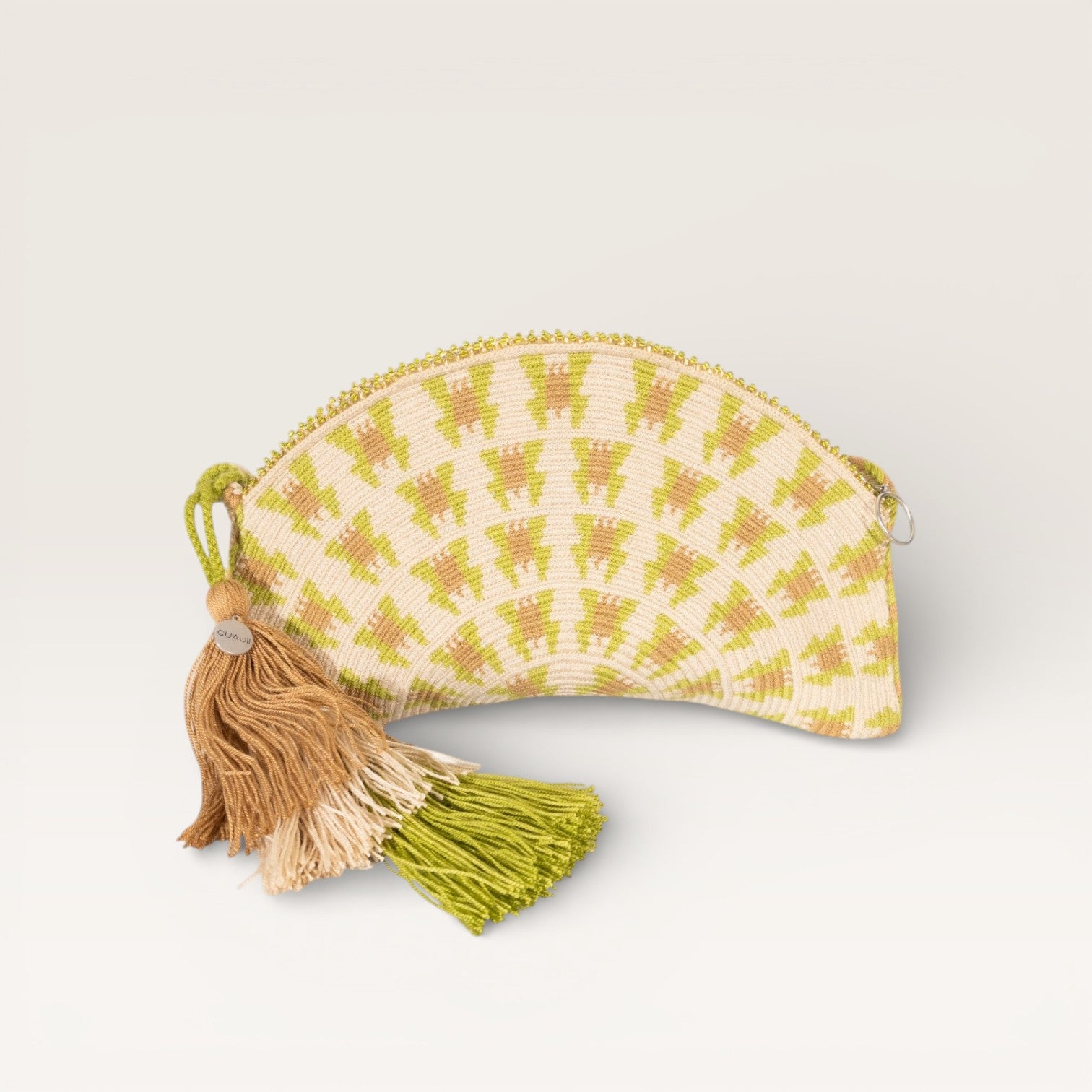 Geometric half-moon | Basil