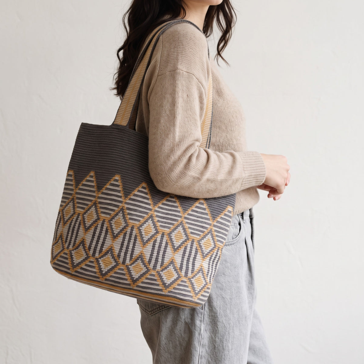 Geometric oval tote | Brass