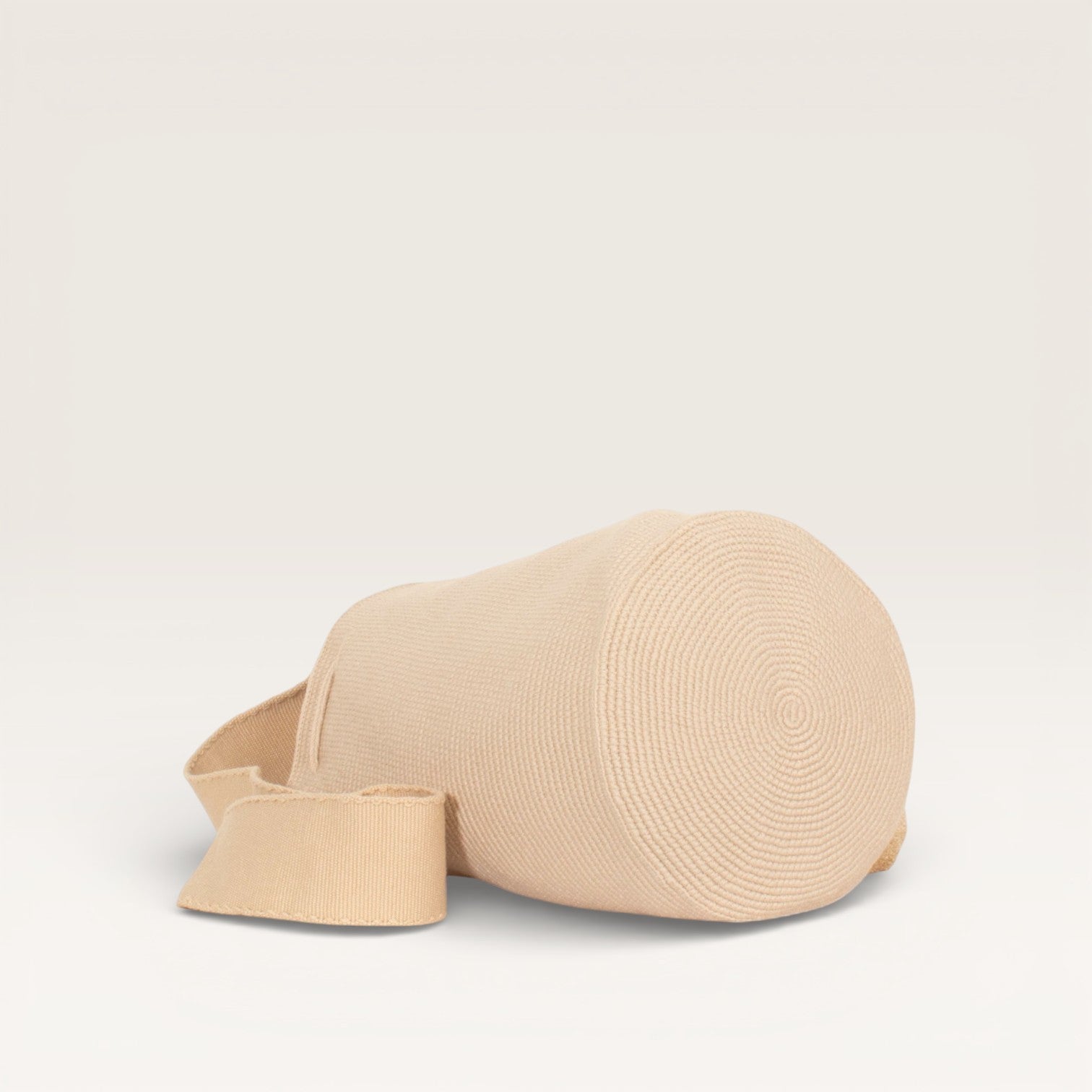 Solid crossbody bag L | Chai