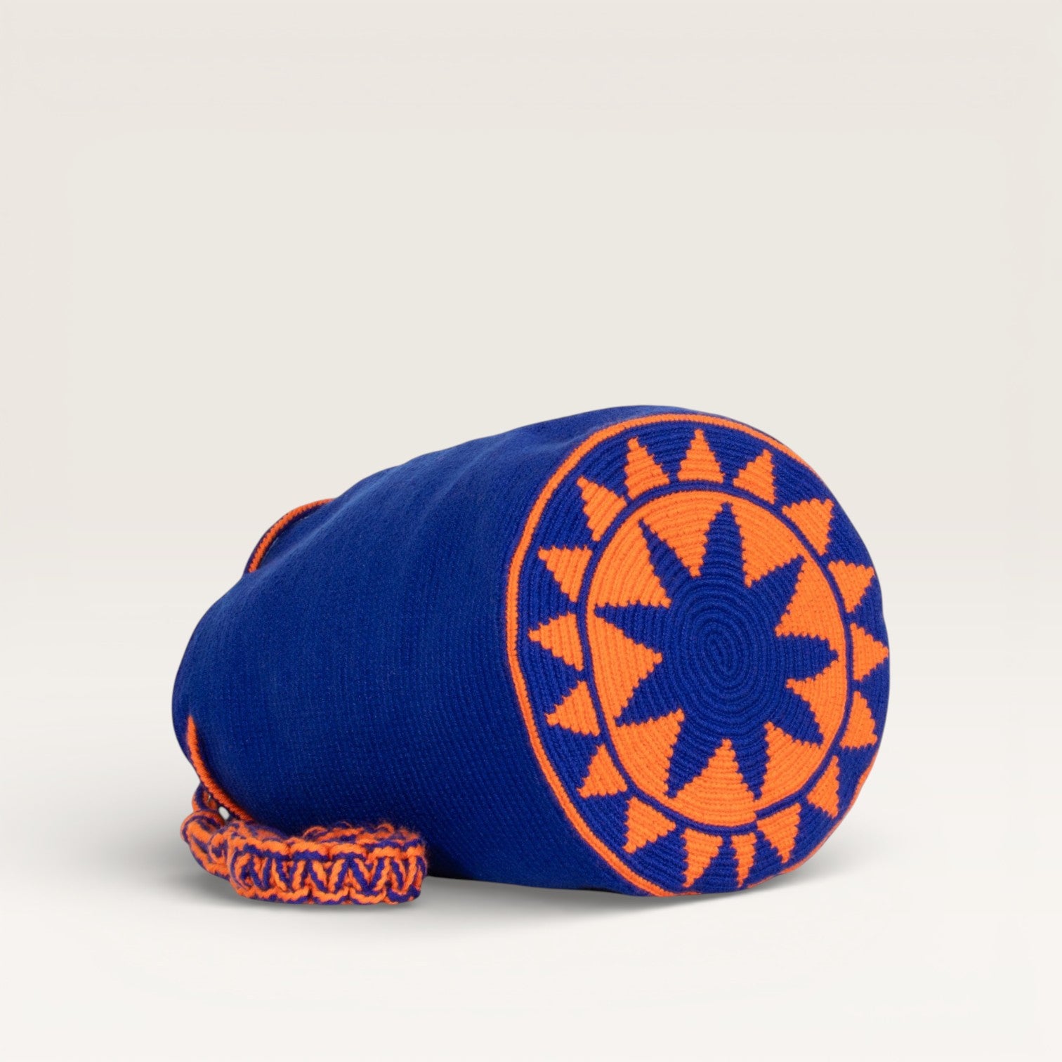 Solid round shoulder bag | Cobalt