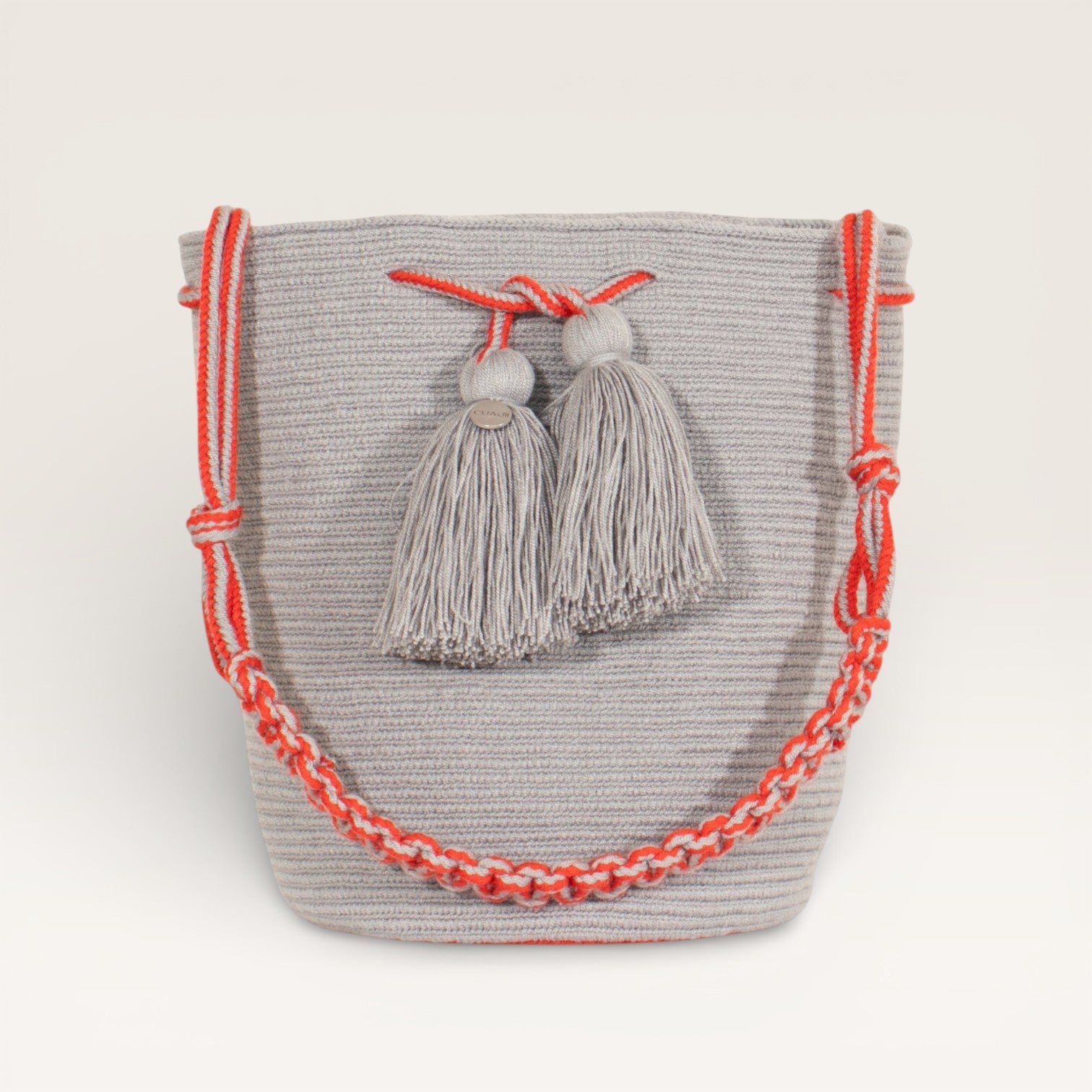 Solid round shoulder bag | Sterling