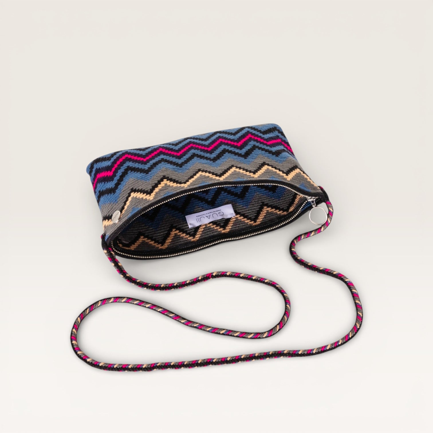 Zigzag crossbody clutch | Steel grey
