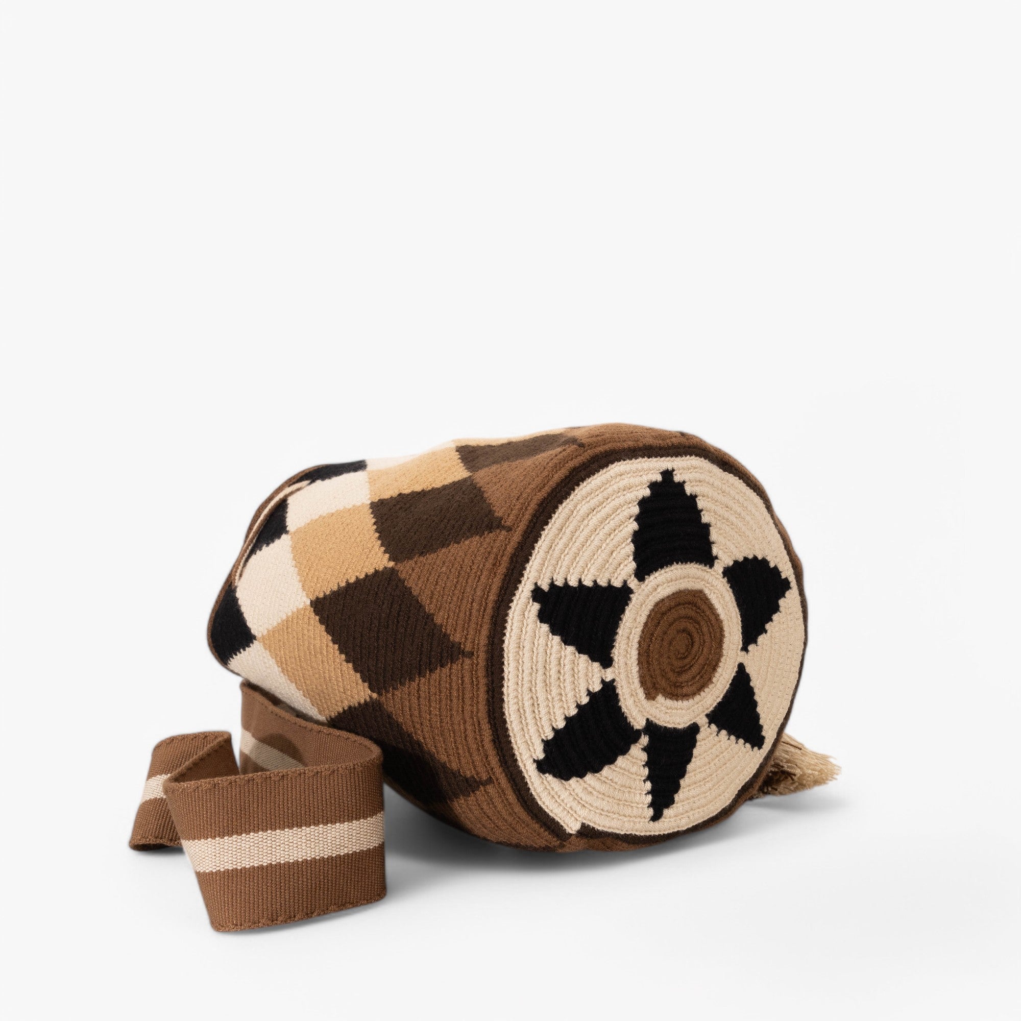Geometric crossbody bag L | Mocha