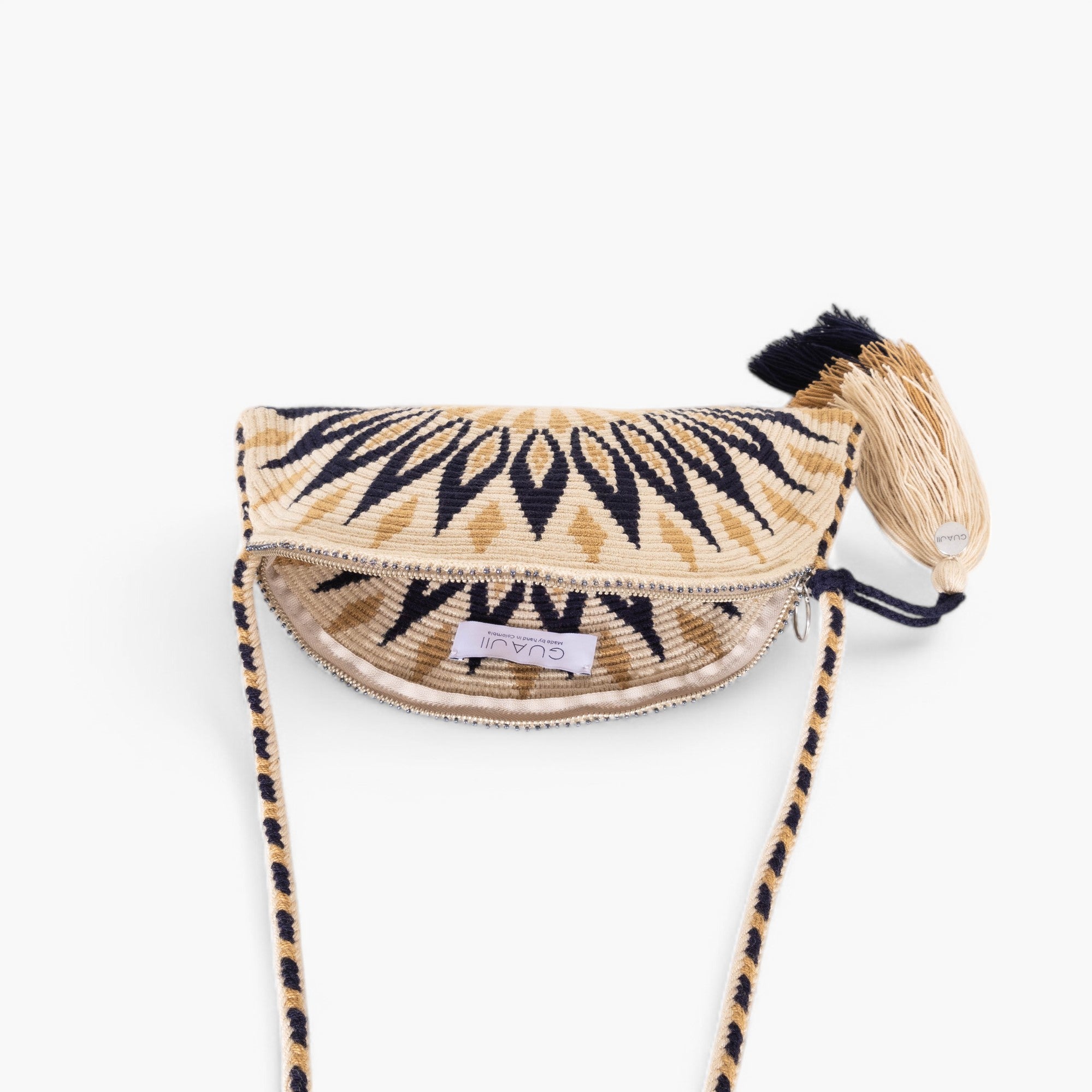 Geometric half-moon crossbody | Chai