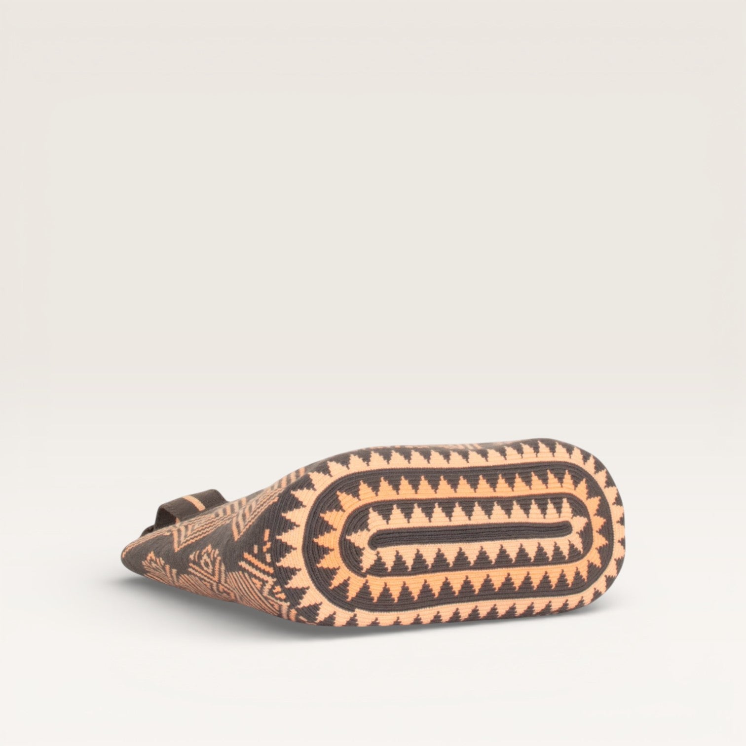 Geometric oval tote | Neon peach