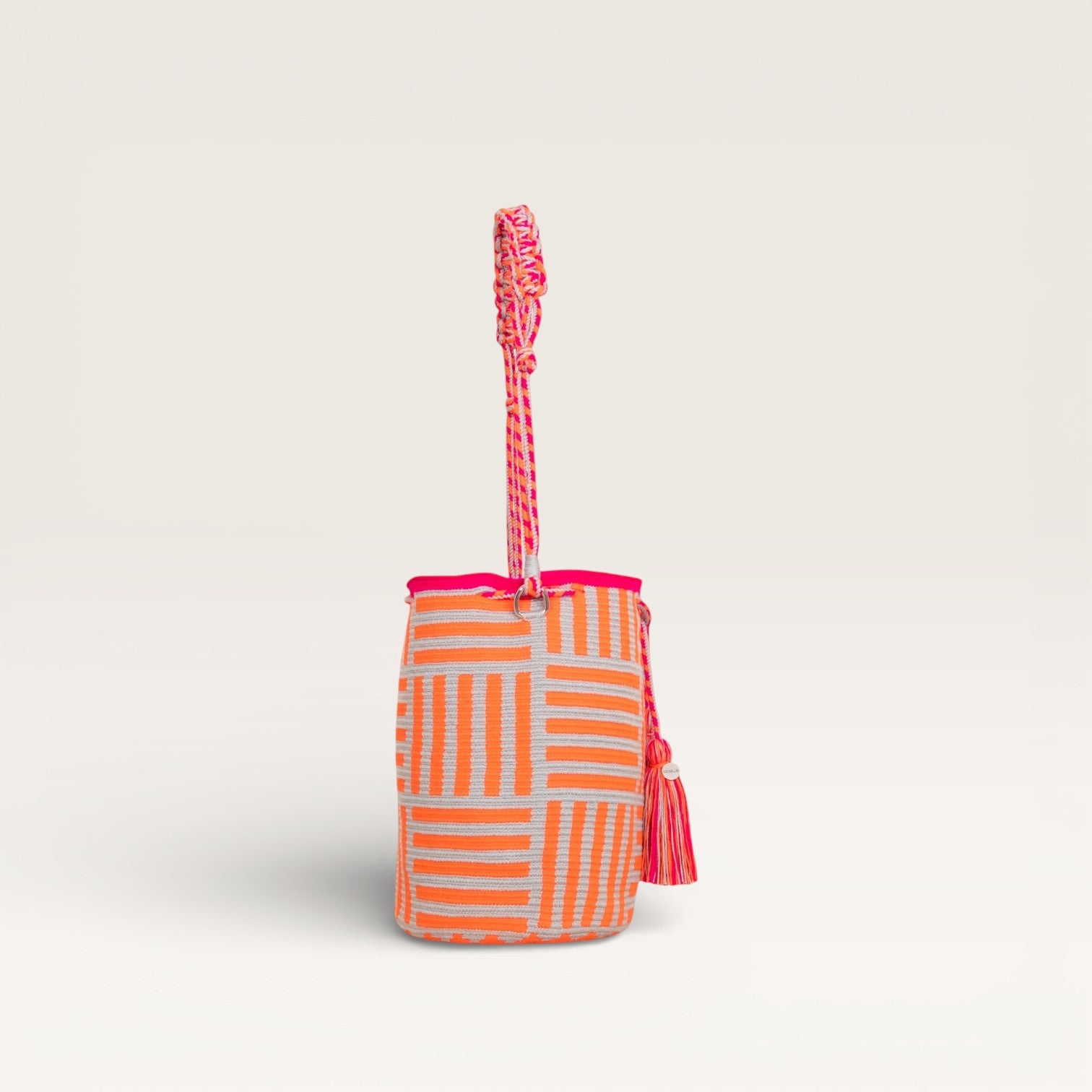 Geometric round shoulder bag | Tangerine