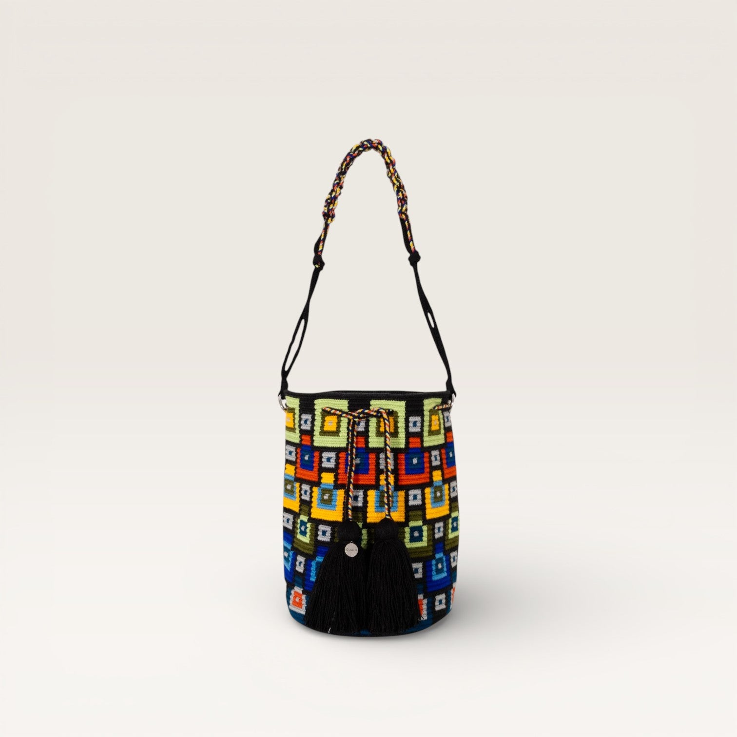 Geometric round shoulder bag | Dottie