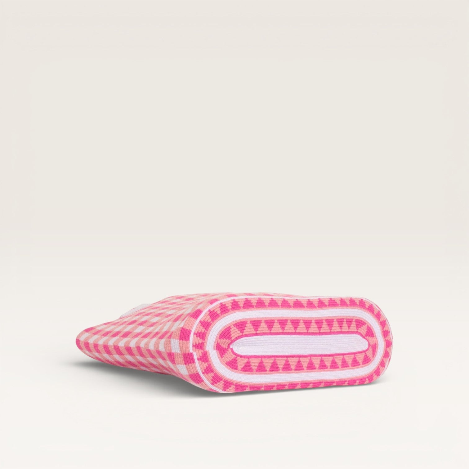 Gingham oval tote | Bubblegum
