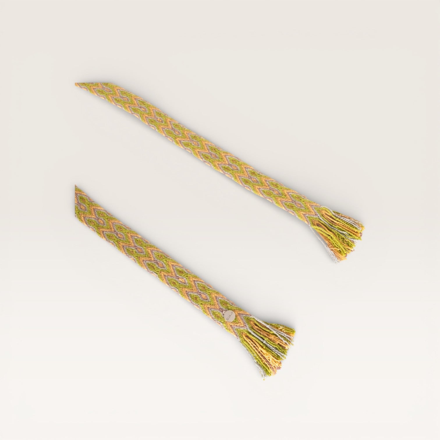 Geometric fringe belt | Apple