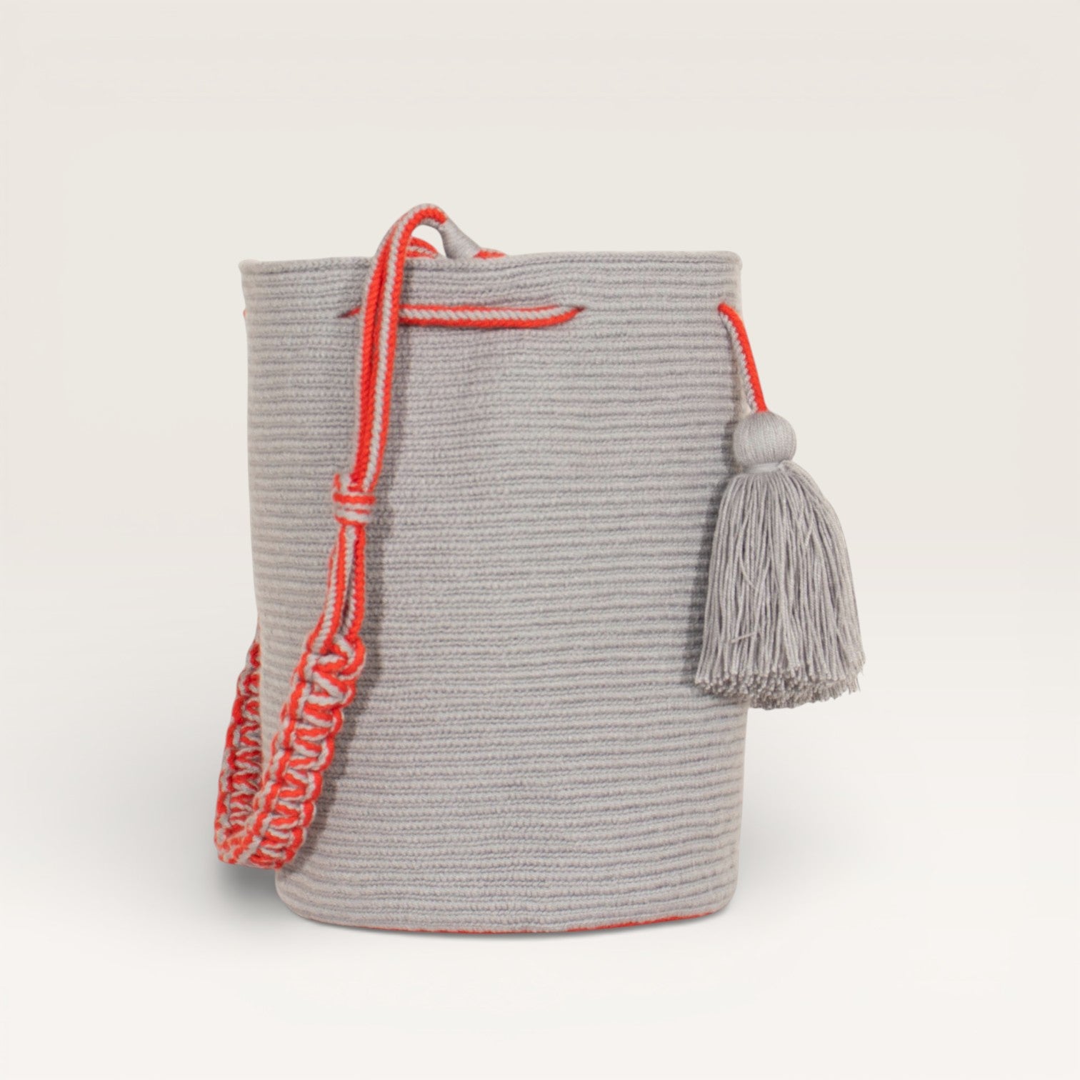 Solid round shoulder bag | Sterling