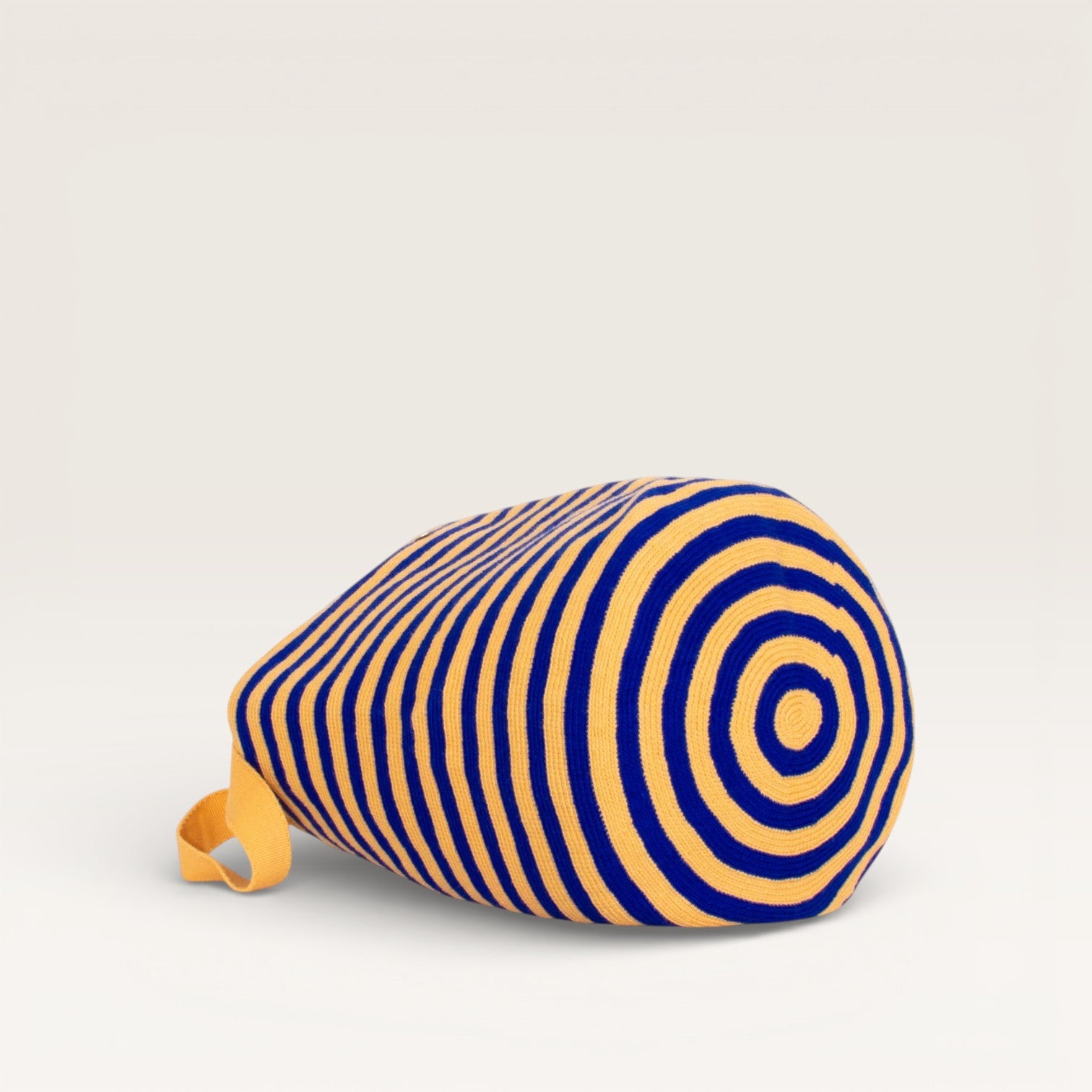 Striped round tote bag | Almond