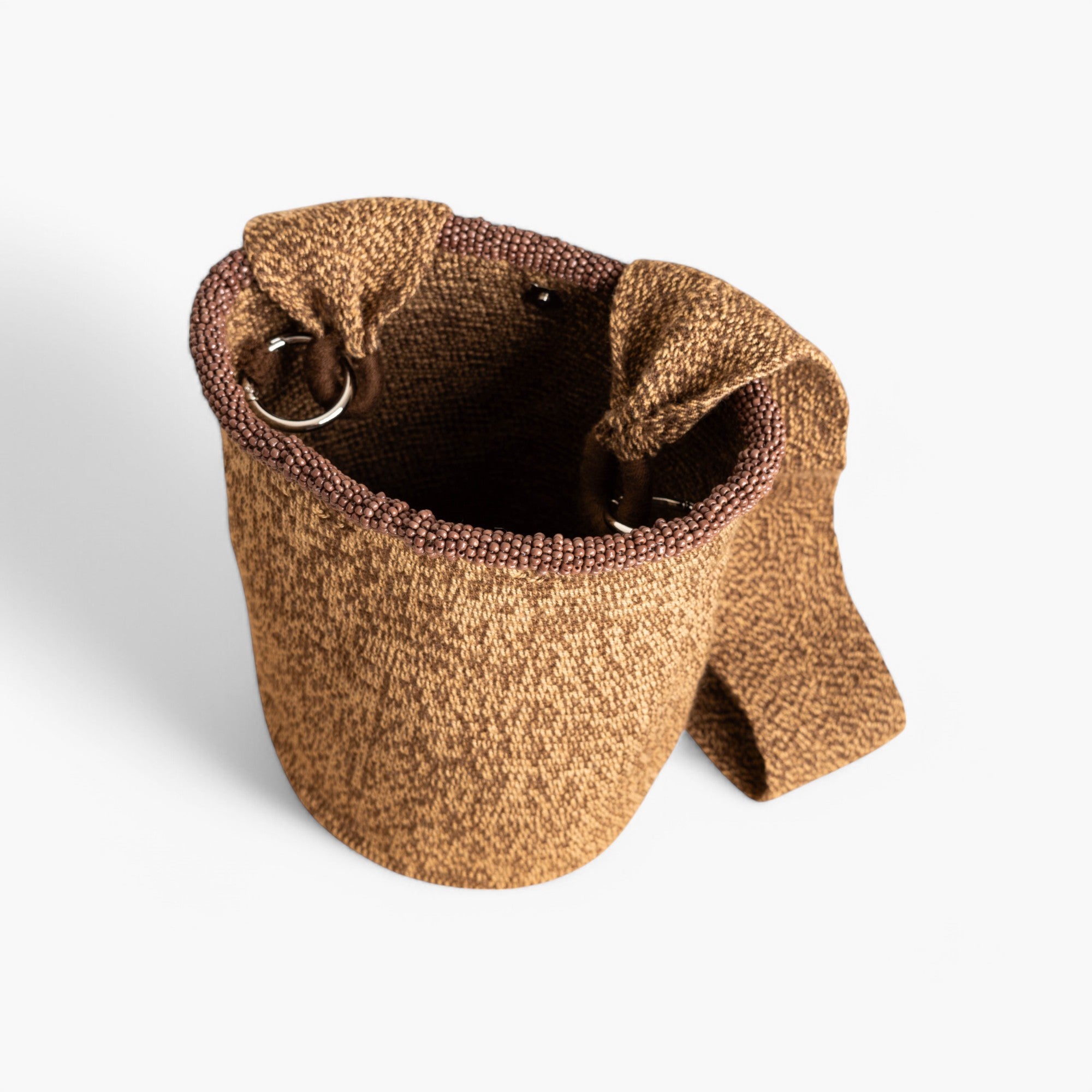 Two-tone beaded shoulder bag | Mocha