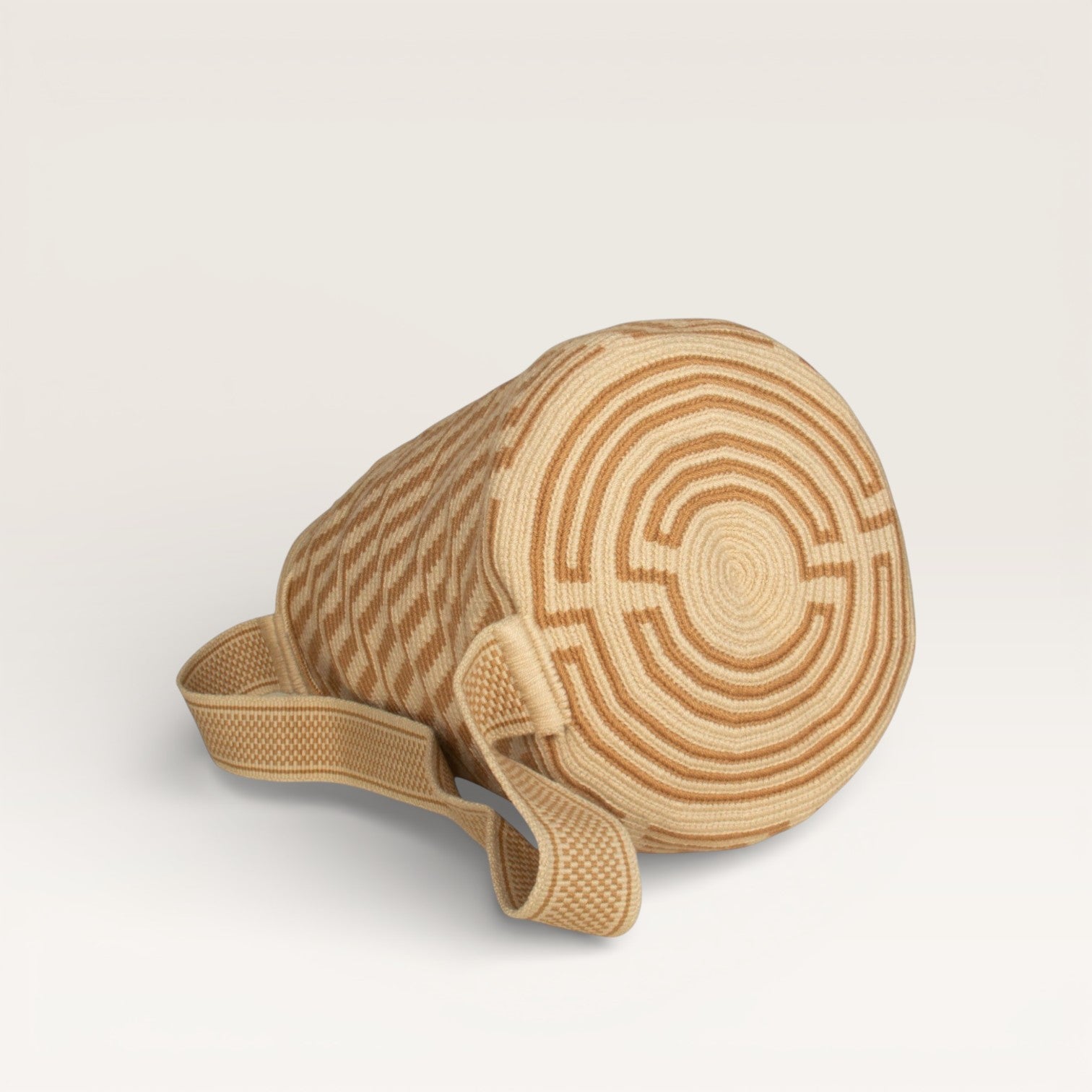 Zigzag backpack | Almond